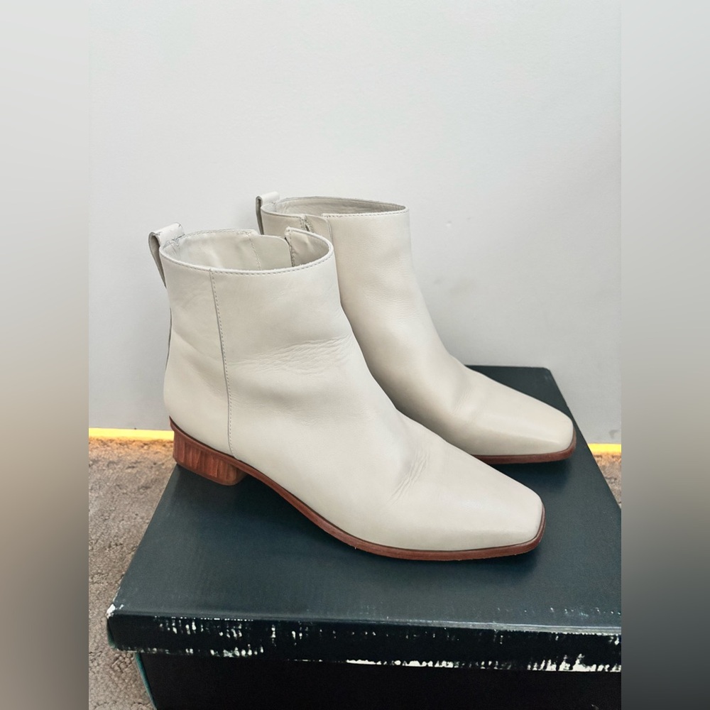 Bernardo Helene Boot